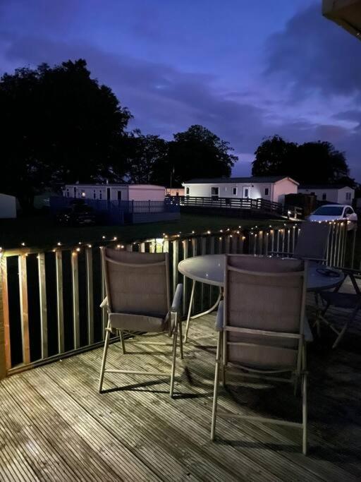 Ferienwohnung No29 At Three Lochs Holiday Park Balminnoch Exterior foto